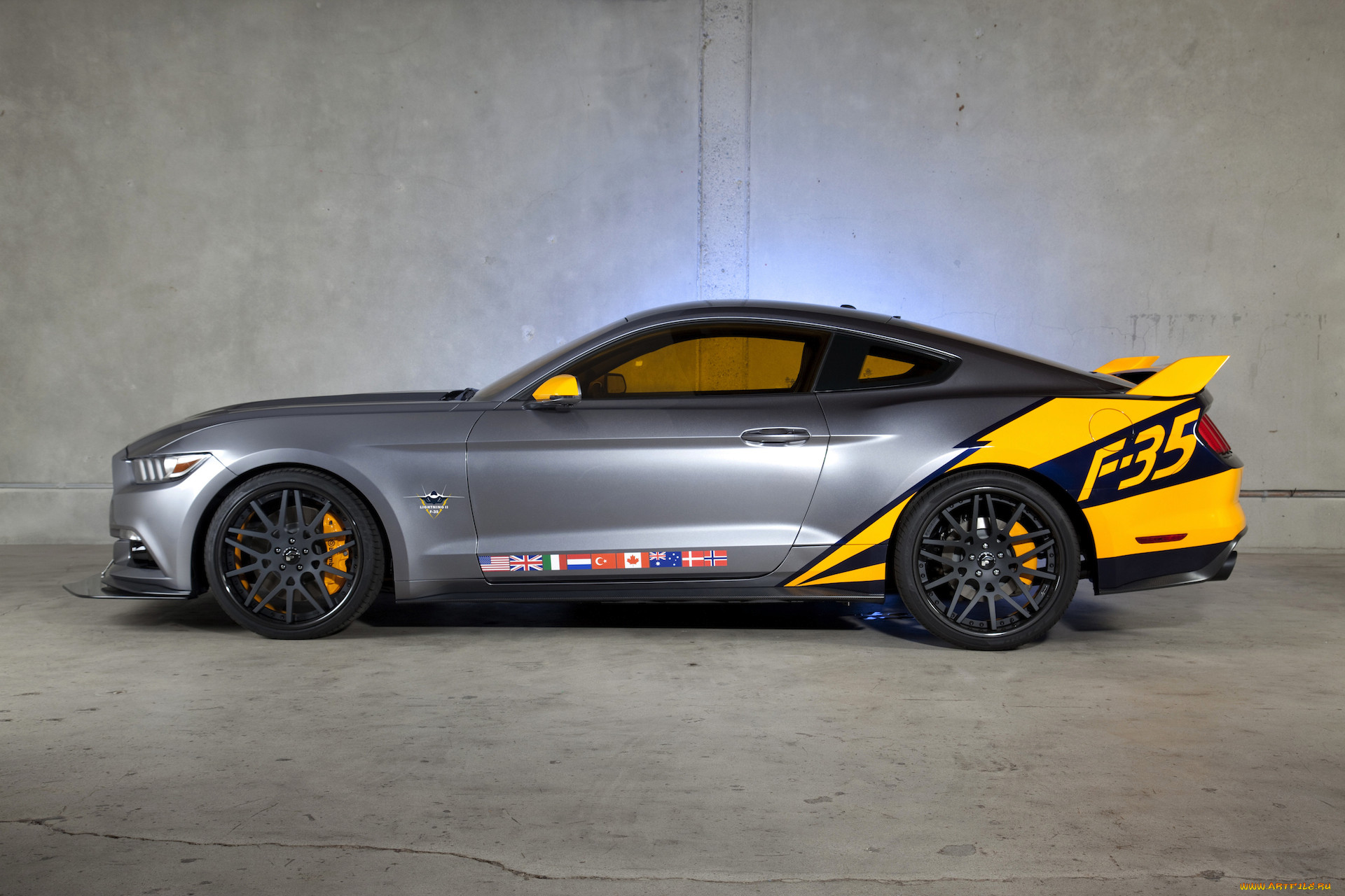 Ford Mustang gt винил